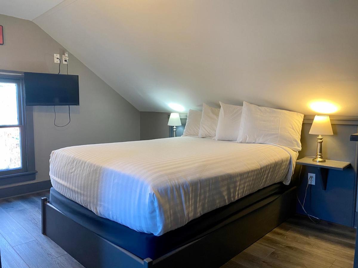 Captain Wohlt Inn Hermann Exteriér fotografie
