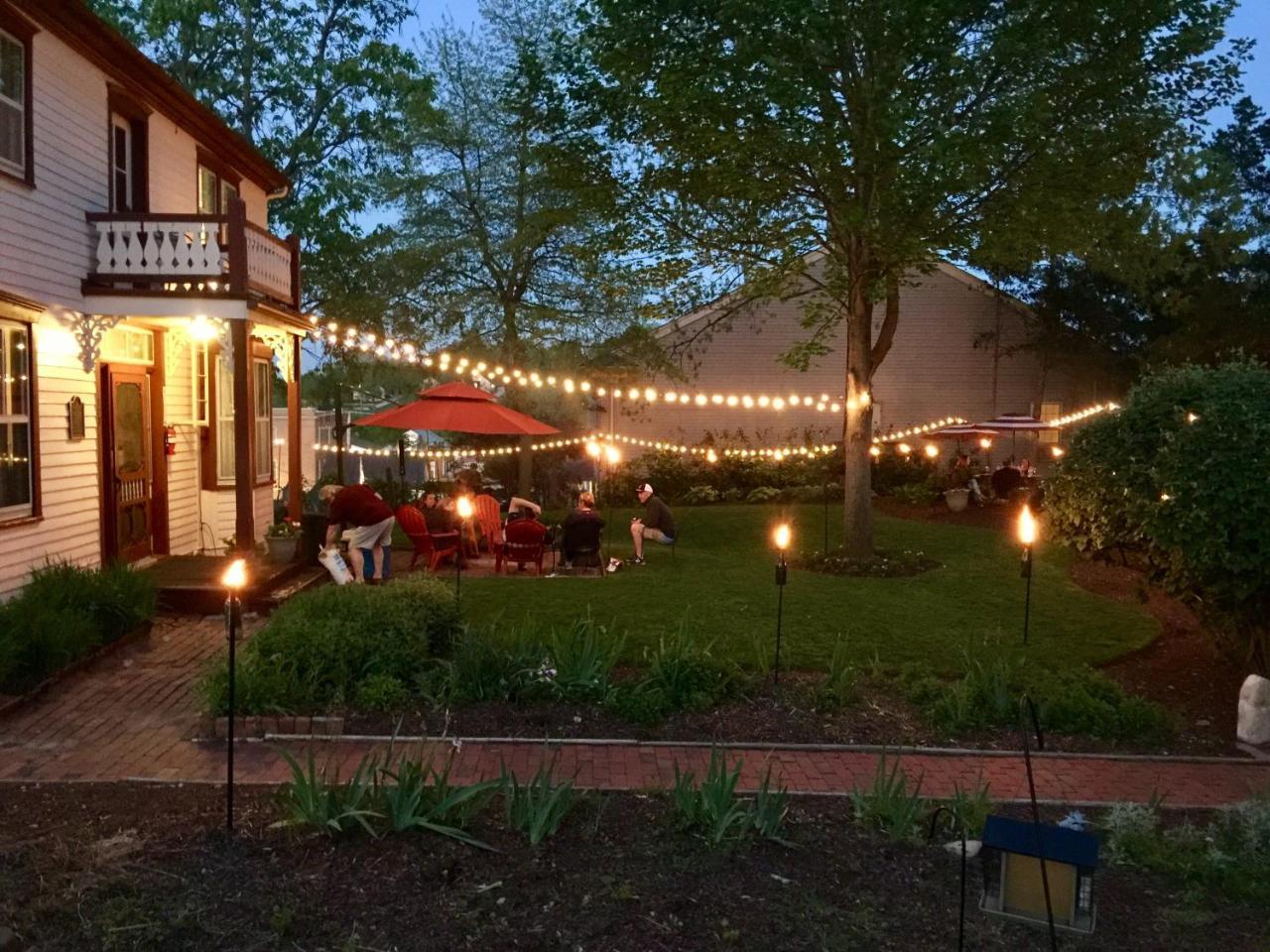 Captain Wohlt Inn Hermann Exteriér fotografie